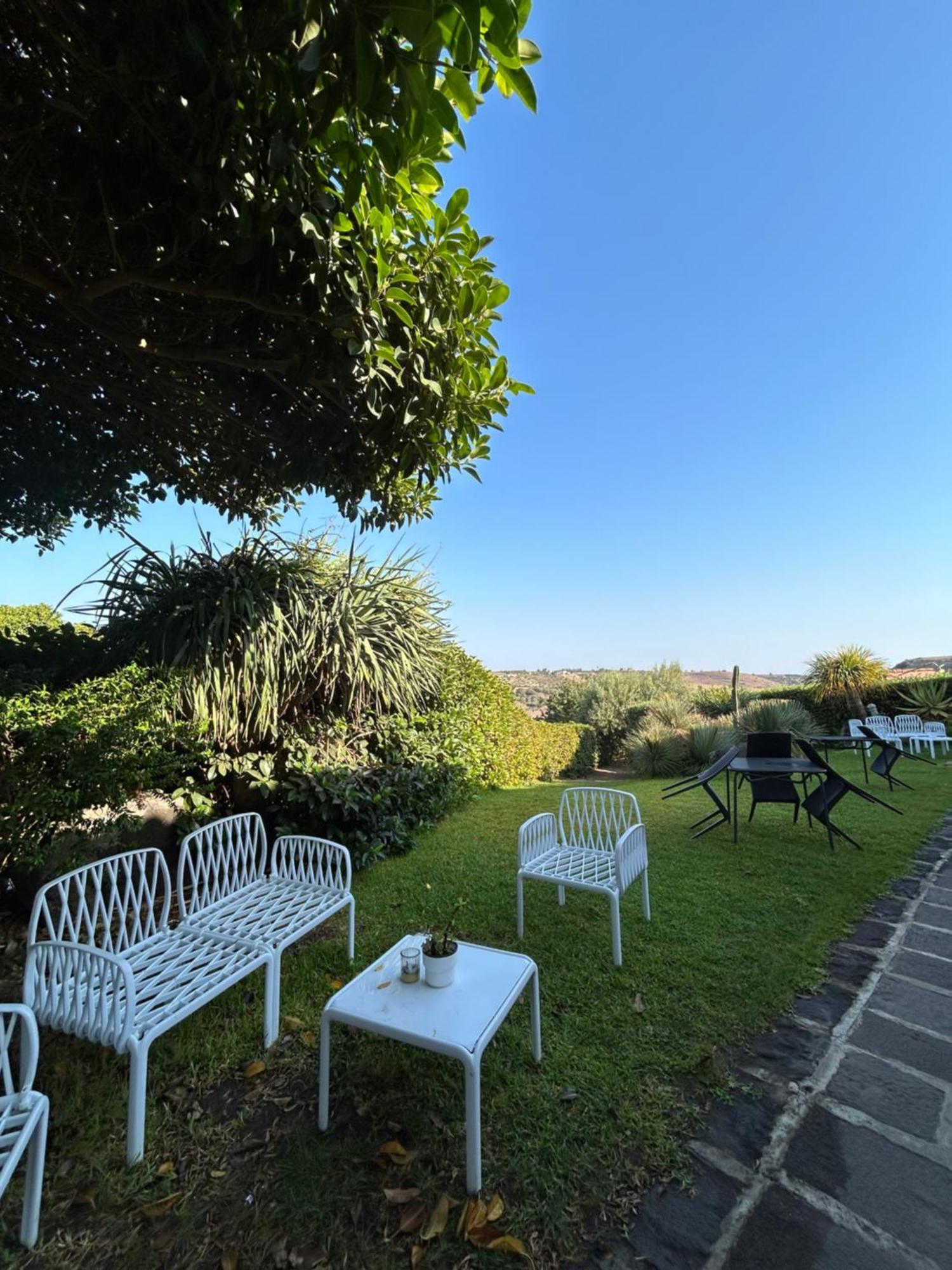 Borgo Nocchiara Hotel Carlentini Exterior photo